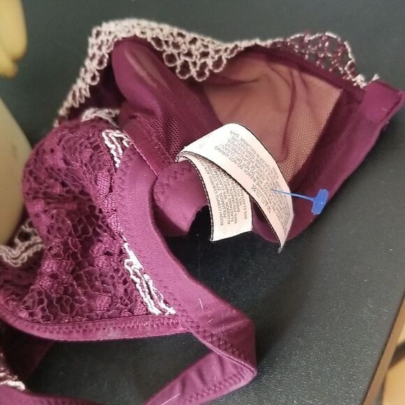 Victoria secret bracelet nwot - Picture 6 of 9